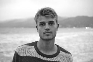 Sandro Cavazza