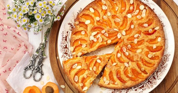torta con albicocche e yogurt