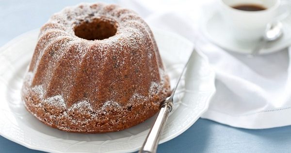 Torta al caffè e gocce di cioccolato