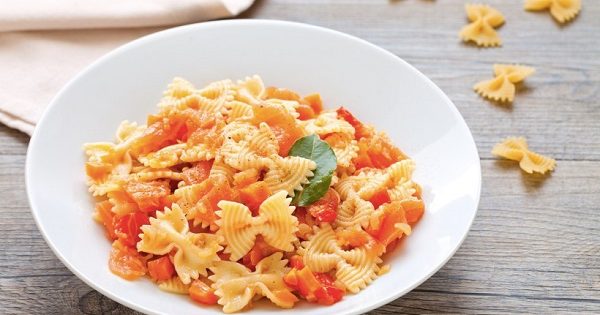 Farfalle al salmone