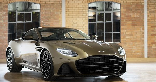 Aston Martin DBS Superleggera OHMSS Edition