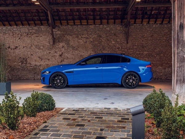 Jaguar XE Reims Edition