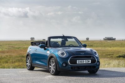 Mini Cabrio Sidewalk