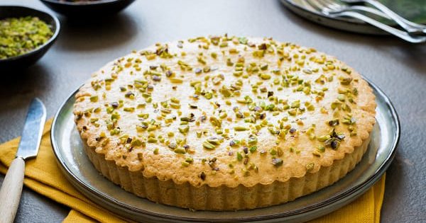 Torta della nonna al pistacchio