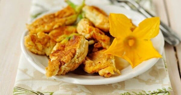 Fiori di zucca fritti