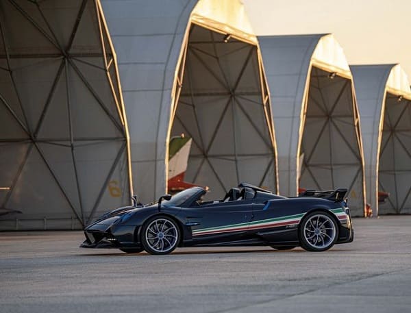 Pagani Huayra Tricolore