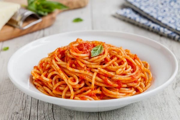 Spaghetti al pomodoro