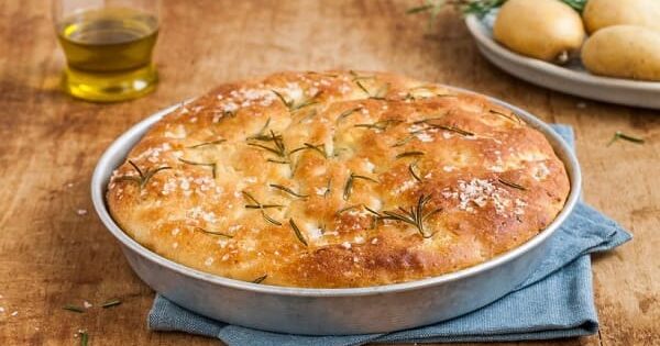 Focaccia di patate e rosmarino