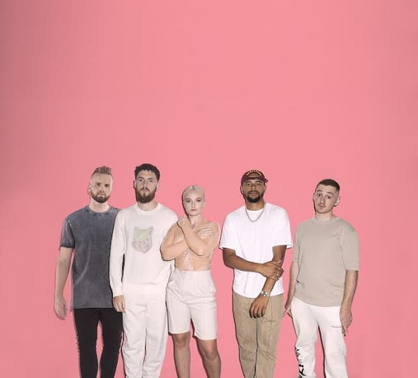 Clean Bandit