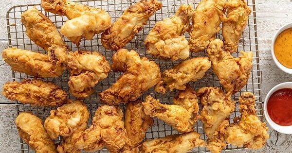 Alette di pollo fritte