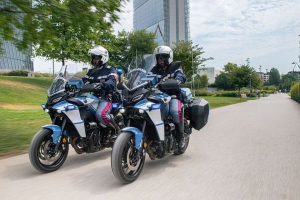 Yamaha Tracer 9 - polizia di stato