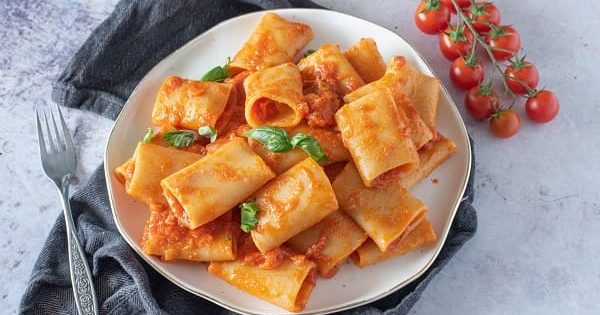 Paccheri alla napoletana
