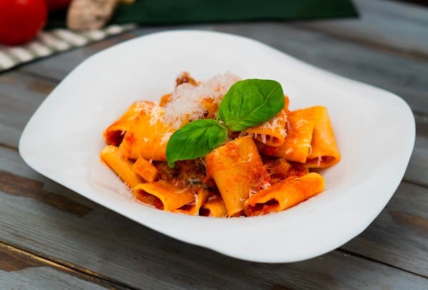 Paccheri alla napoletana