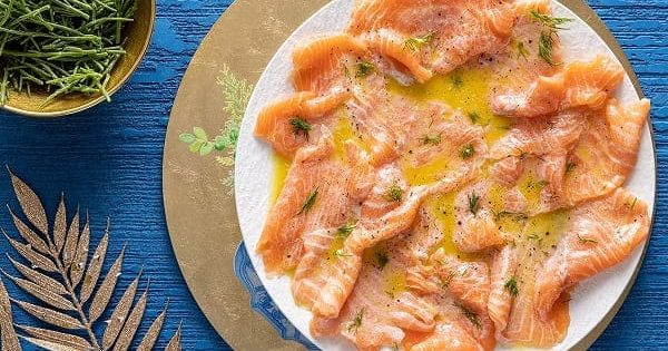 Carpaccio di salmone marinato