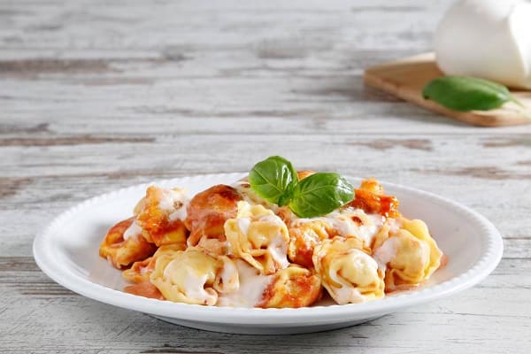 tortellini al pomodoro