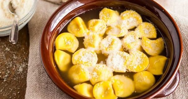 anolini in brodo