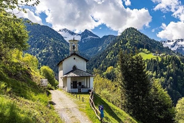 Valtellina - Valle Del Bitto Di Albaredo Madonna Delle Grazie