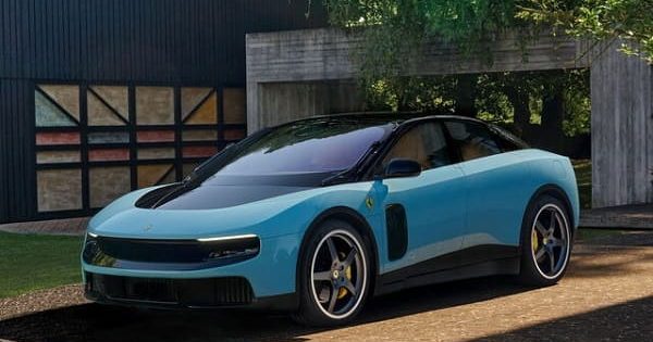 Ferrari Luce
