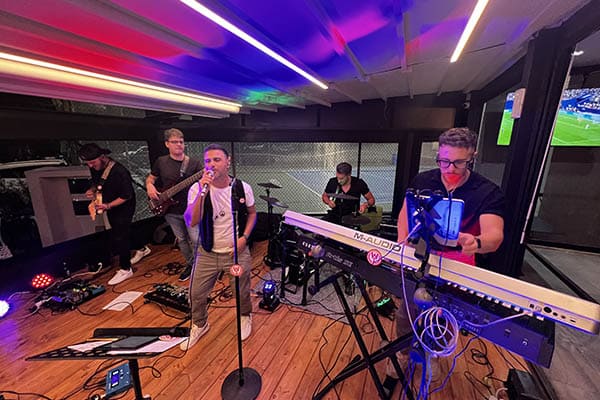 Tribute Band Via le mani dagli occhi