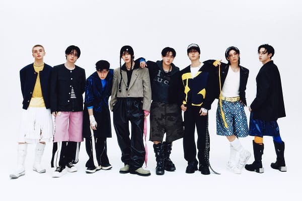 Stray Kids